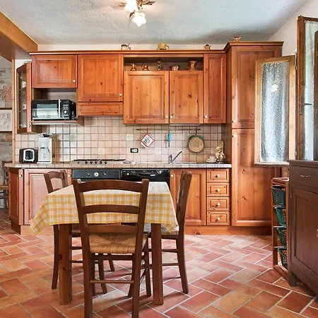 Stabol Ferienhaus *